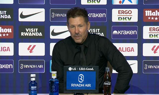 Góc Nhìn F8BET: Simeone đáp về việc cổ động viên chửi Álvarez: Tôi rất 