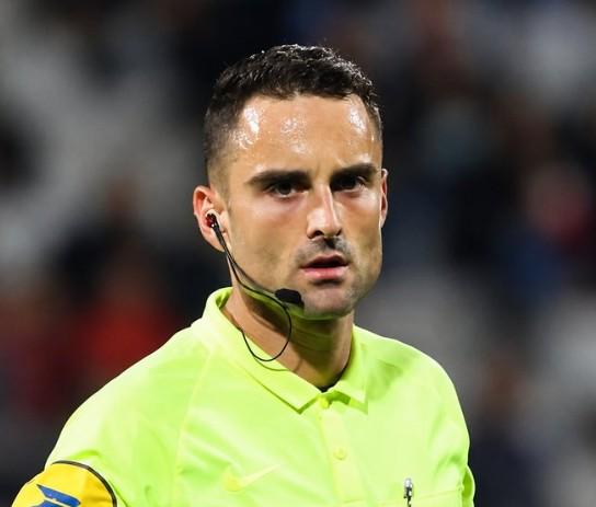 Góc Nhìn F8BET: Số liệu trọng tài Lille vs Troyes Lissorgue: 20 trận gần nhấ